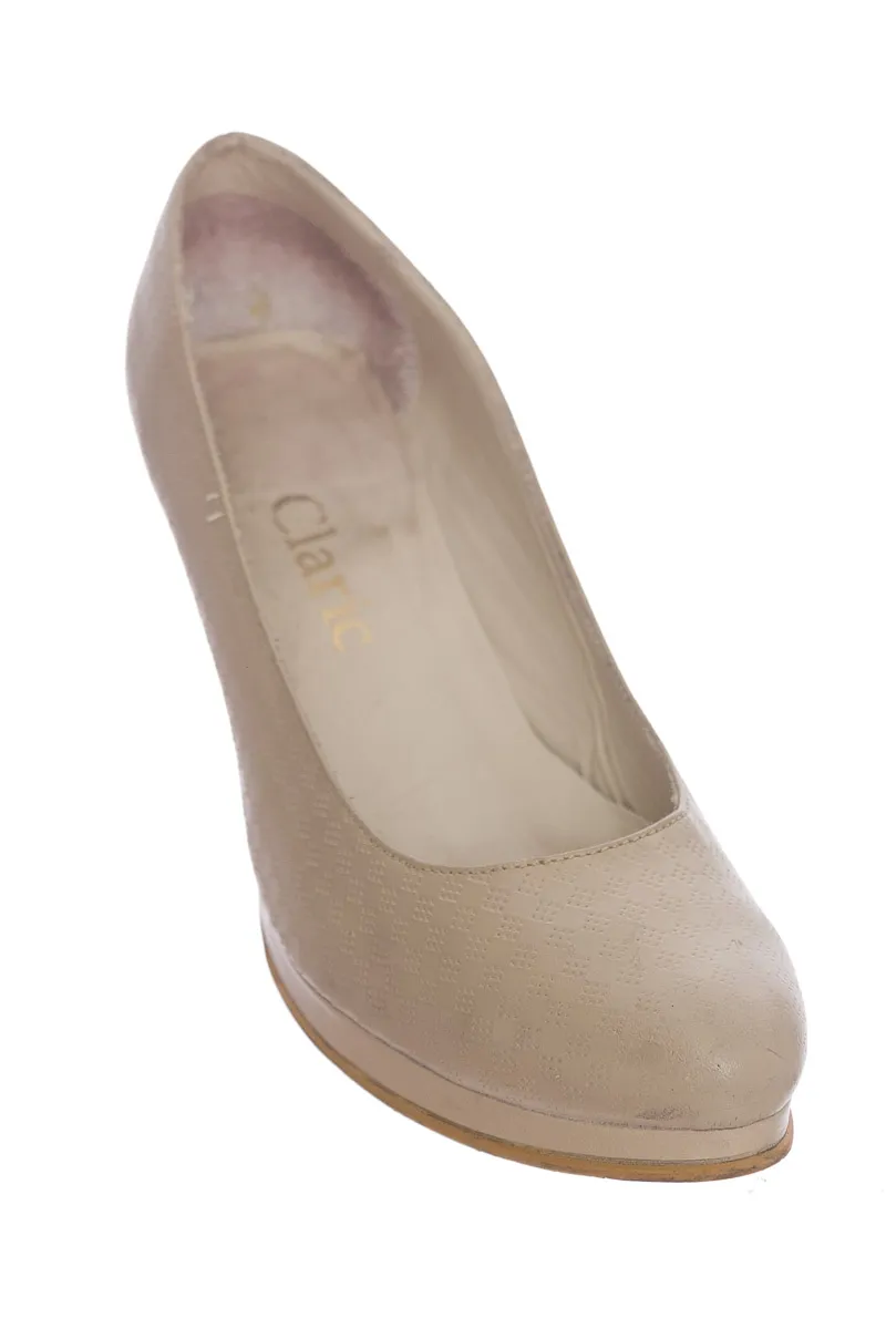 ZAPATOS COLOR BEIGE  CLARIC