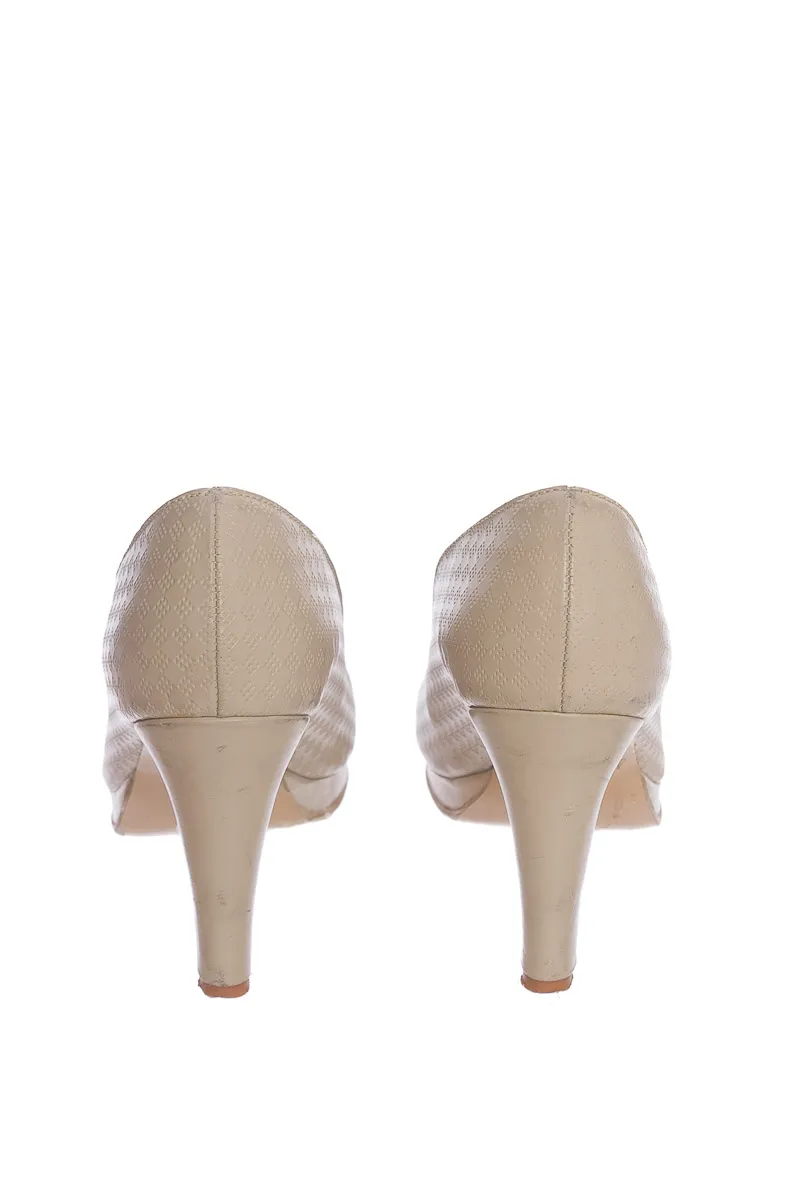 ZAPATOS COLOR BEIGE  CLARIC