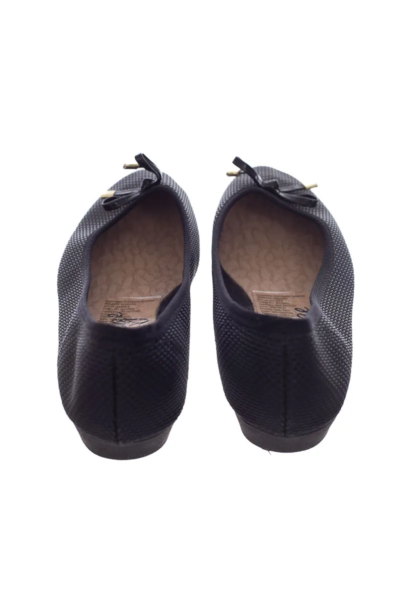 ZAPATOS COLOR NEGRO  EU MOLECA