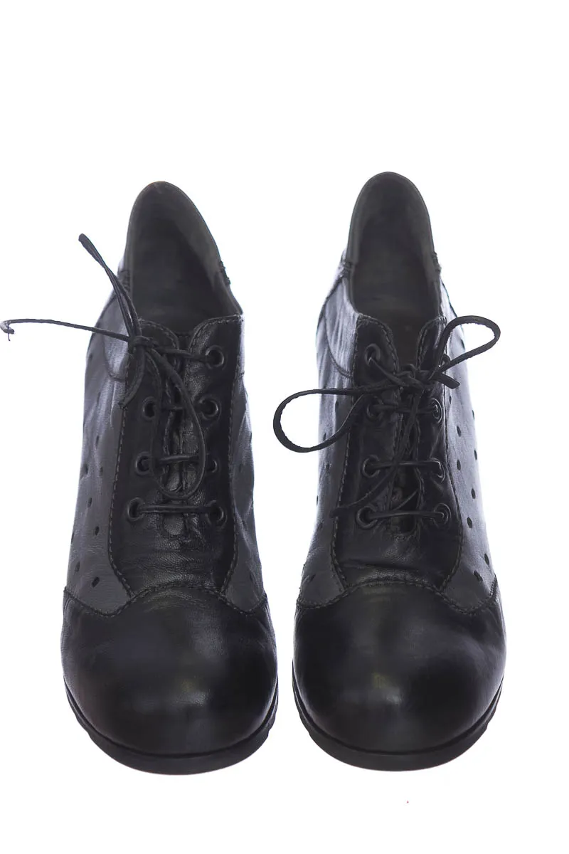 ZAPATOS COLOR NEGRO  FANCALTTI