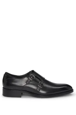 Zapatos con hebilla doble en piel bruñida