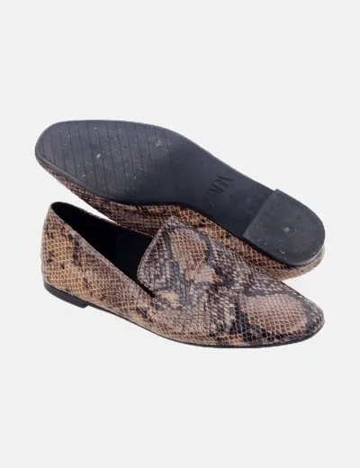Zara Mocasín marrón animal print
